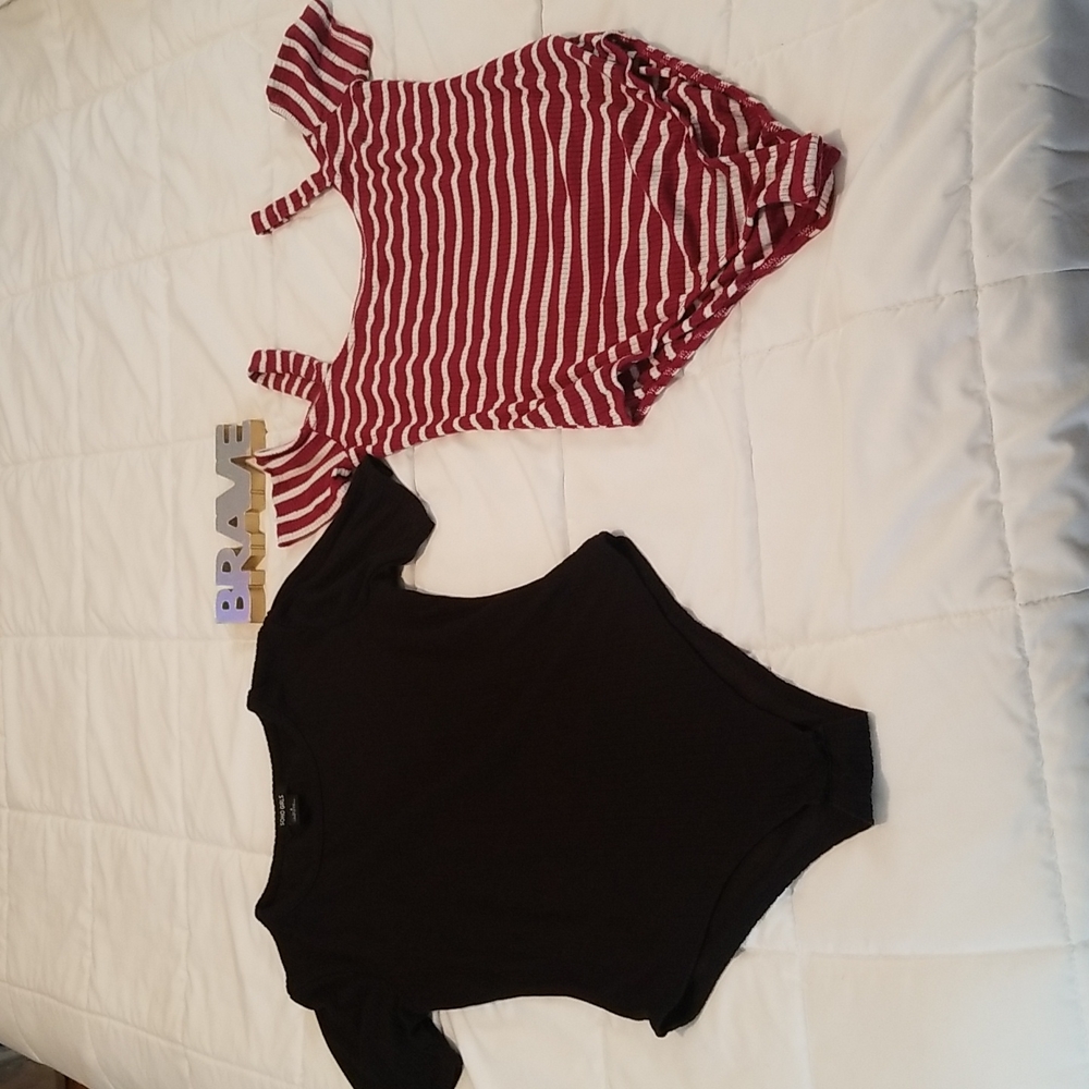 Bundle two Girls Bodysuit Size S